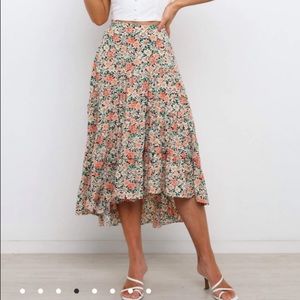 Petal and Pup Hopkins Skirt EUC